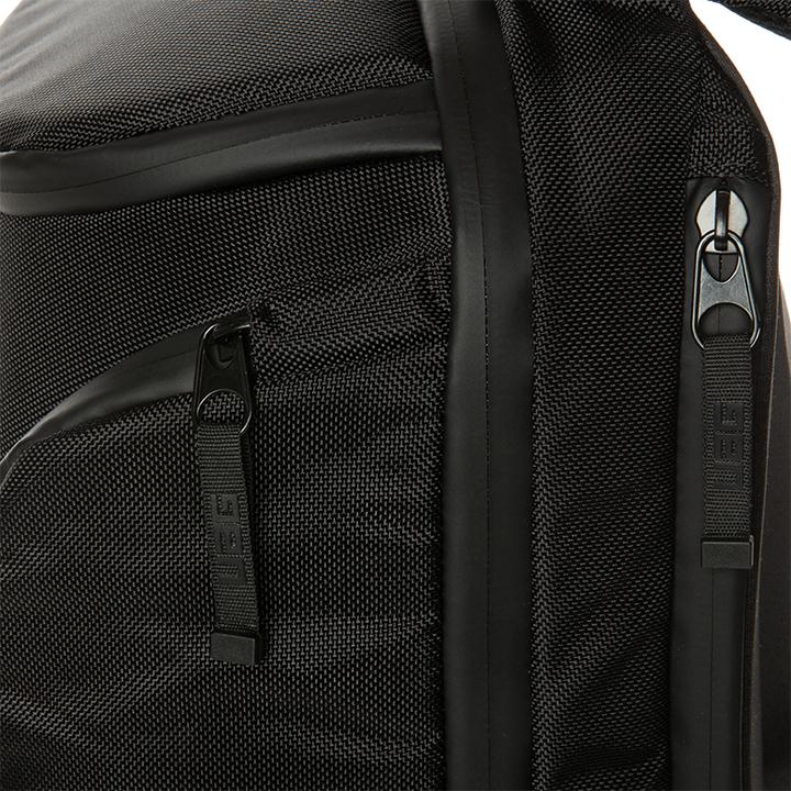 Produktbild UAG Rugged Backpack for Laptops (Standard Issue 18-Liter) - Pack Black - Rucksack - rugged - 840D ny (18 l)
