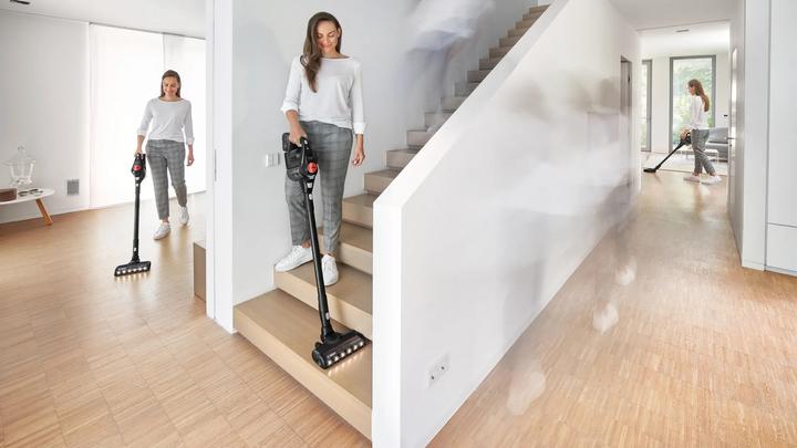 Immagine prodotto Bosch Hausgeräte BCS82PWR25 Serie 8 illimitata di acciaio