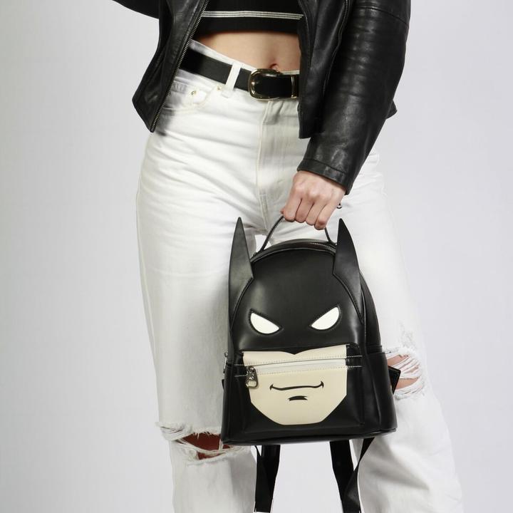 Produktbild Karactermania Heady Backpack Batsignal (8 l)