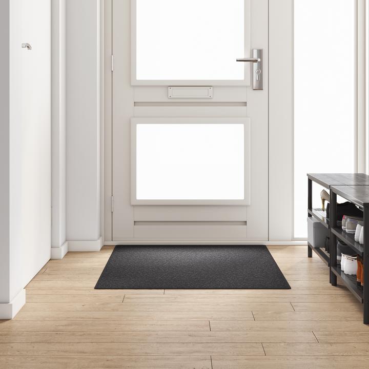 Dark grey, Pale grey