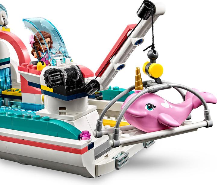 Actual product image LEGO Rescue Mission Boat (41381, LEGO Friends)