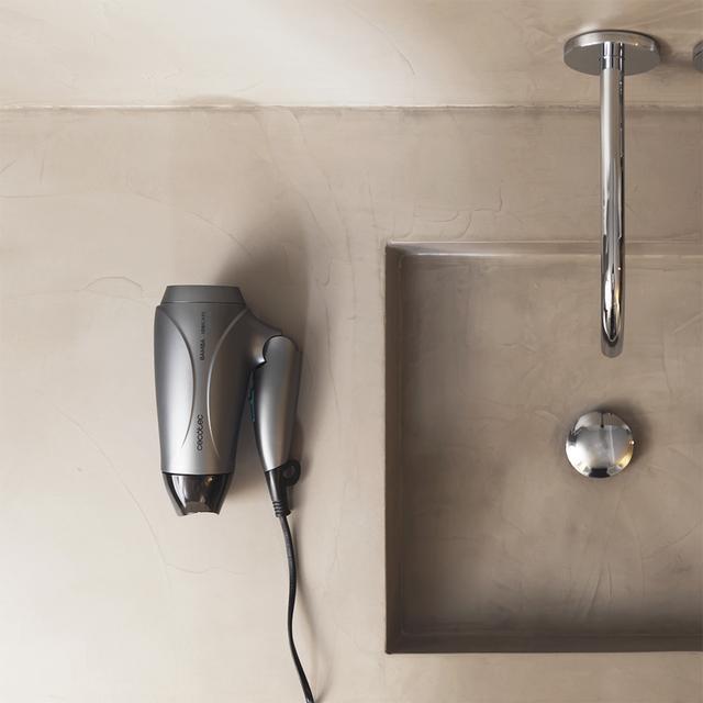 Immagine prodotto Cecotec IoniCare Power&Go Asciugacapelli compatto 2400W con Ionizzatore e Tecnologia HairCare (2400 W)