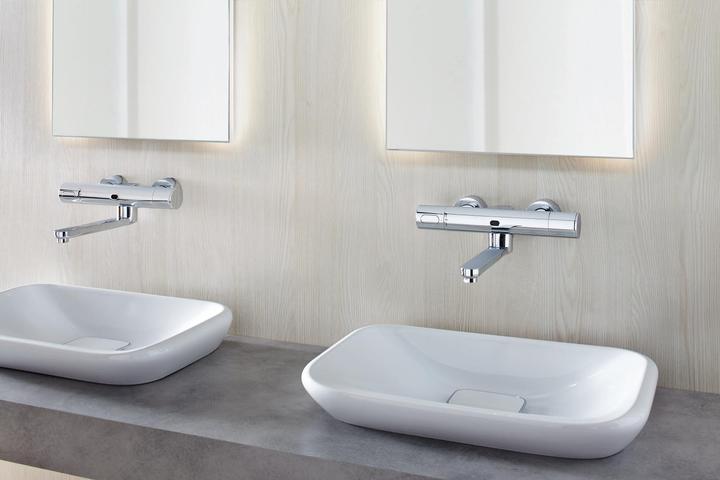 Produktbild Grohe Eurosmart CE Infrarot-Wand-Waschtischarmatur mit Temperaturregulierung