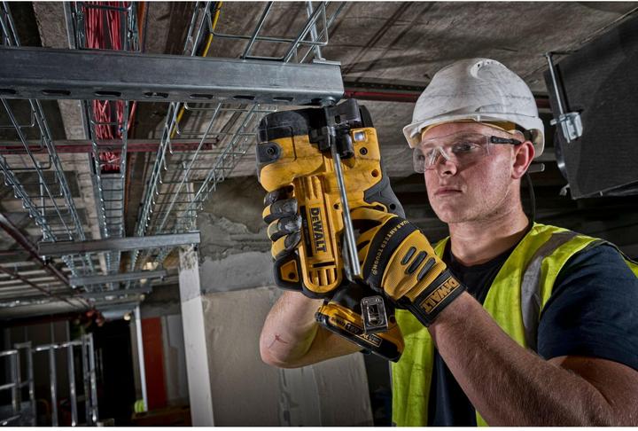 Actual product image DeWalt 18V Battery Threaded Rod Cutter DCS350NT