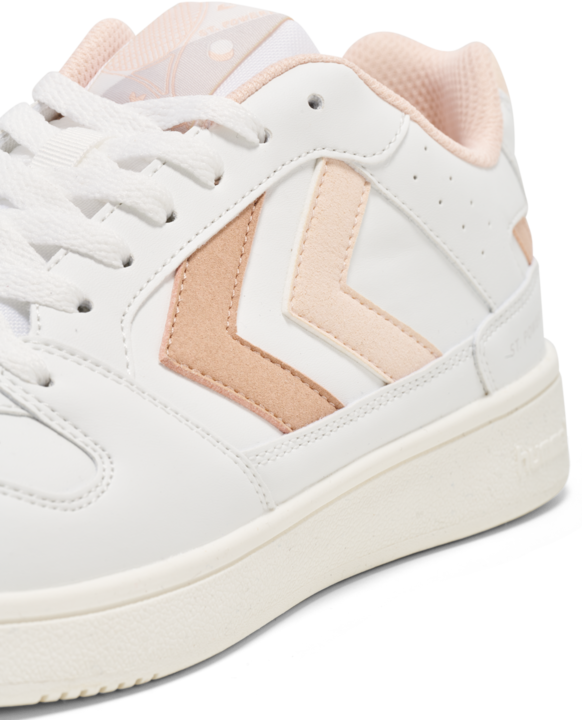 Actual product image hummel St. Power Play Wmns (39)