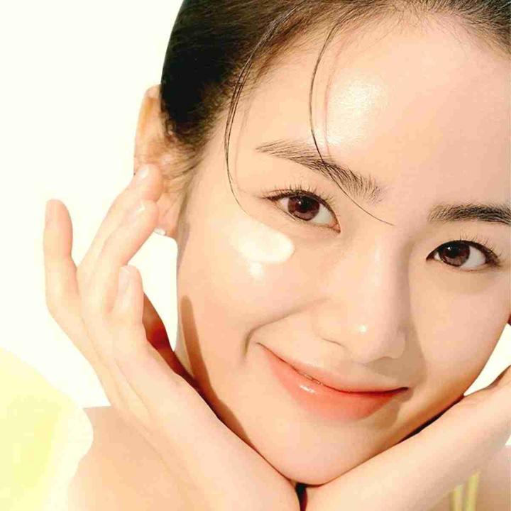 Actual product image Goodal Green Tangerine Vita C Dark Circle Eye Cream (Eye Care Cream, 30 ml, Day)
