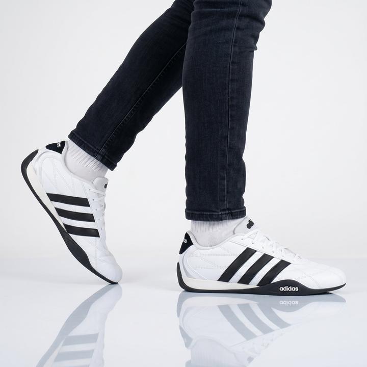 Produktbild Adidas Adipista (42 2/3)