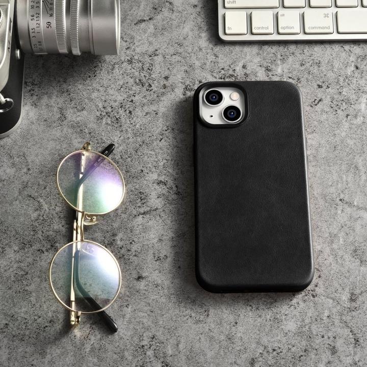 Produktbild iCarer oil wax Premium Ledertasche iPhone 14 Plus Magnetische Ledertasche mit magSafe Schwarz (WMI14 (Apple iPhone 14 Plus)