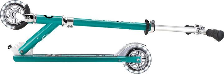 Actual product image Globber scooter Flow Element Lights, green, 721-307