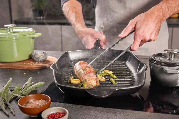 Actual product image Berndes Grill pan B.IRON cast iron square 27 x 27 cm with counter handle INDUCTION (Grill pan, 20.50 x 4.60 cm)