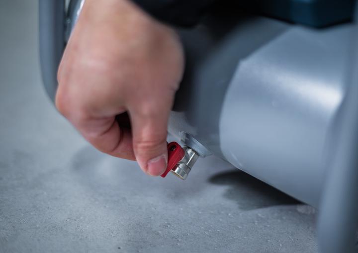 Actual product image Bosch Professional Bosch GKO18V-51 Druckluftpumpe (4.50 l, 8 bar)