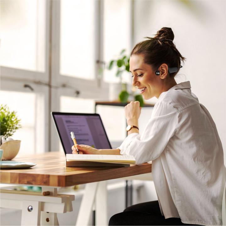 Actual product image Manta MBC102 Skeleton II (No noise cancellation, 6 h, Wireless)