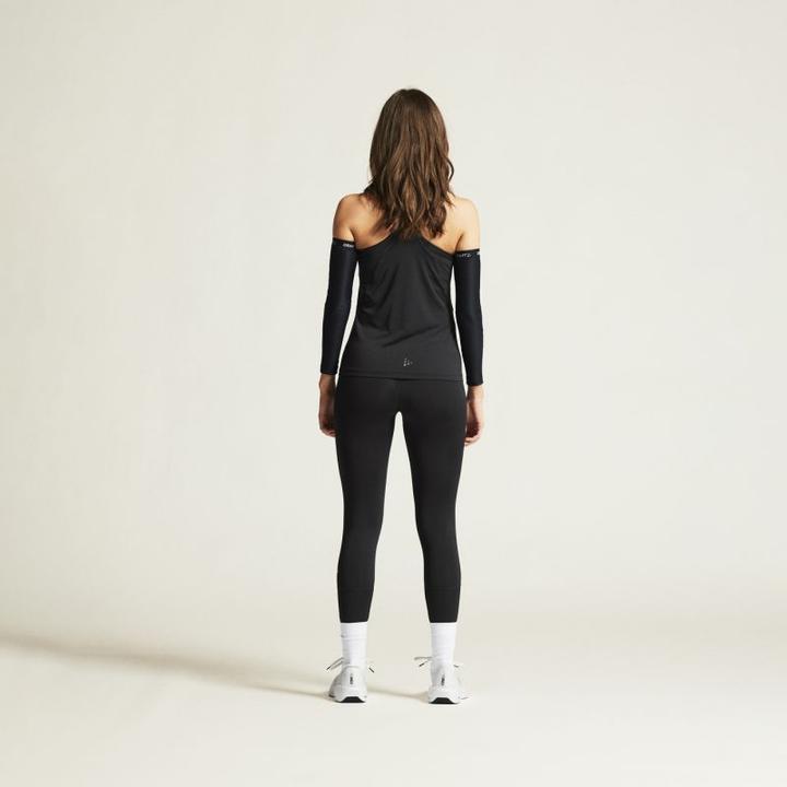 Actual product image Craft Women's Adv Essence Singlet 2 (M)