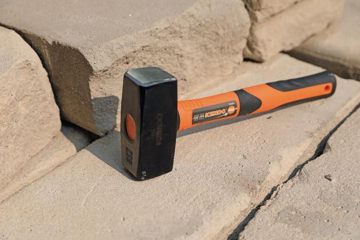 Actual product image Kendo Club hammer with fibreglass handle (1500 g)
