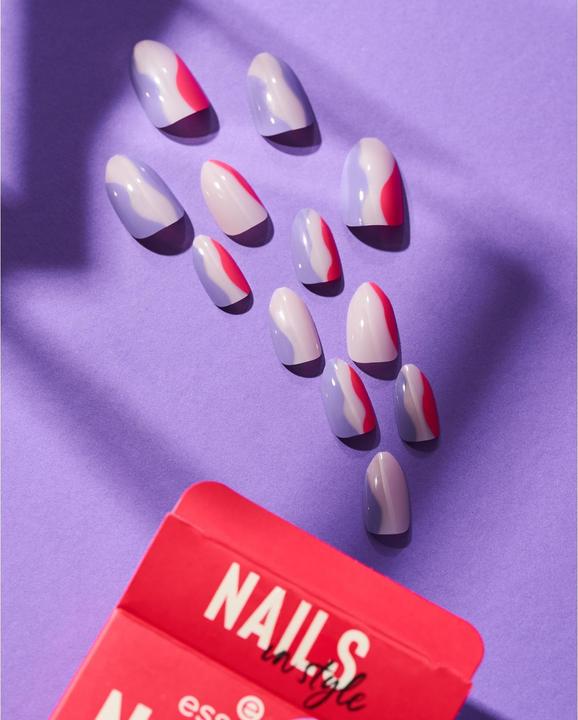 Image du produit essence nails in style (Ongles artificiels, Autre)