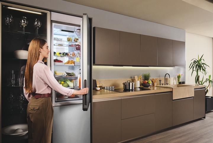 Actual product image Candy CNCQ4T620CX (409 l)