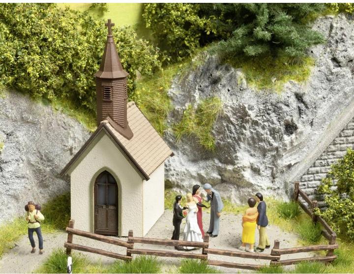 Actual product image Noch Village chapel