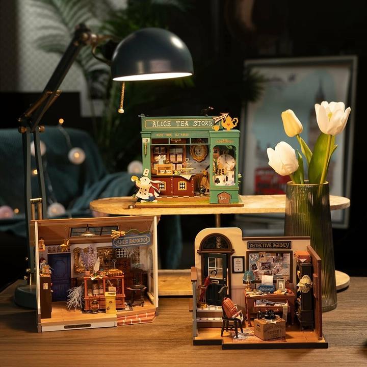 Actual product image Rolife Alice's Tea Store