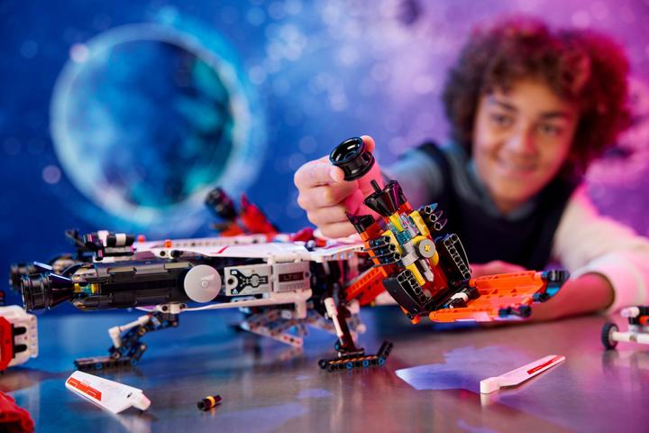 Produktbild LEGO VTOL Schwerlastraumfrachter LT81 (42181, LEGO Technic)