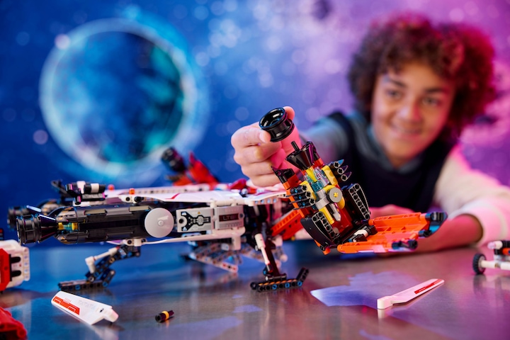 Produktbild LEGO VTOL Schwerlastraumfrachter LT81 (42181, LEGO Technic)