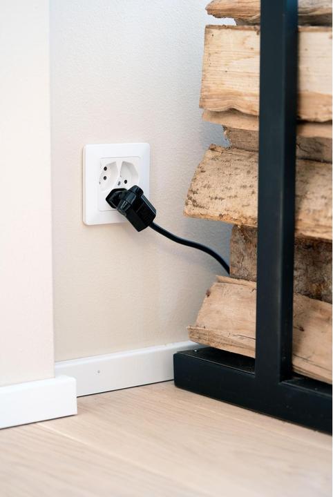 Actual product image Max Hauri SAFETY LINE 90° mit Schalter + Magnet (5x, Type 13, USB-C, 5 m)
