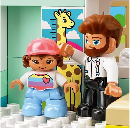 Actual product image LEGO Doctor's visit (10968)