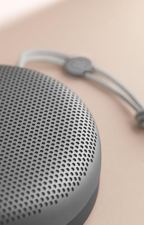 Produktbild B&O Beoplay A1 (24 h, Akkubetrieb, Stromversorgung über USB)