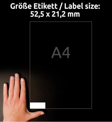 Actual product image Avery Universal labels