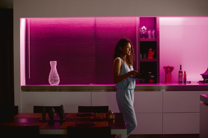 Actual product image Philips Hue Lightstrips BT Extension (RGBW, 100 cm, Indoor)