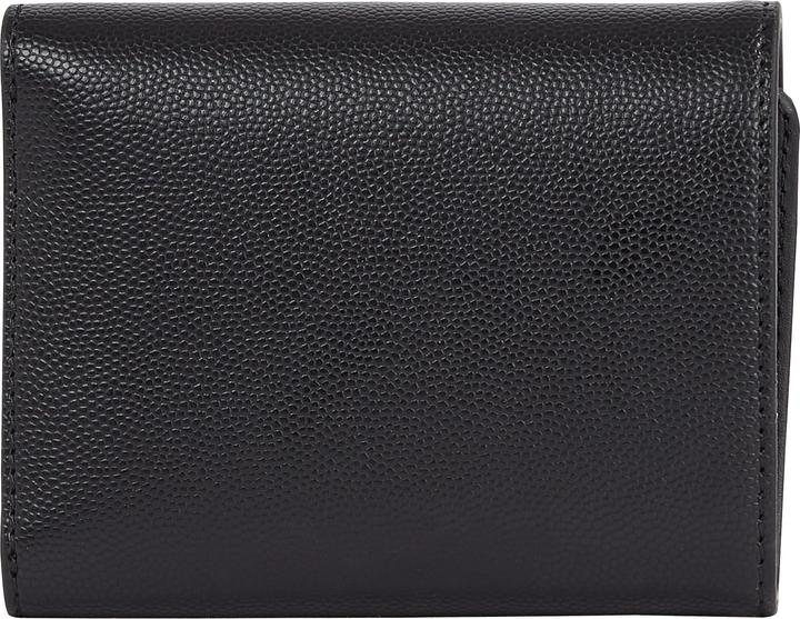 Actual product image MGA Na