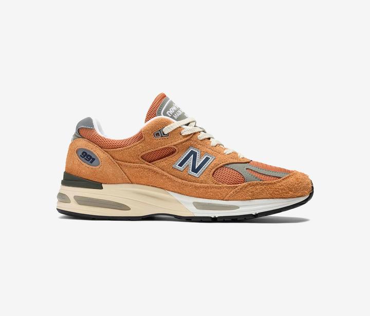 Produktbild New Balance U991OV2 (42)