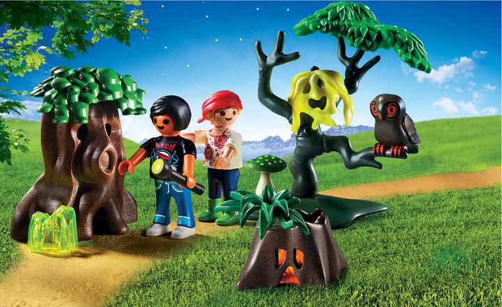Image du produit Playmobil Enfants avec végétation et lampe torche (6891)