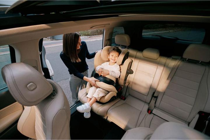 Actual product image Cybex PALLAS G3 I-SIZE PLUS Almond Beige | beige (Child seat, ECE R129/i-Size Standard)