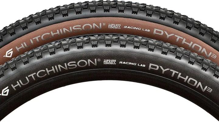 Actual product image Hutchinson Folding tyre PYTHON 3 Racing Lab 29x2.40 (57-622) Tubeless Ready Hardskin tanwall 3x66tpi (29 x 2.40, 57-622)