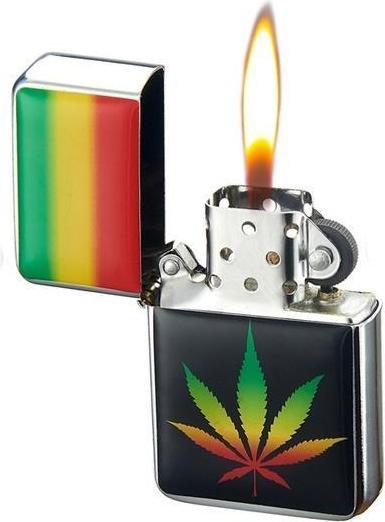 Actual product image Champ Zippo Design Leaf Black