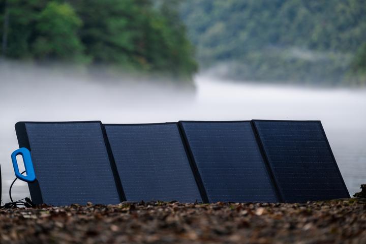 Produktbild Bluetti Solarpanel (120 W, 4.30 kg)