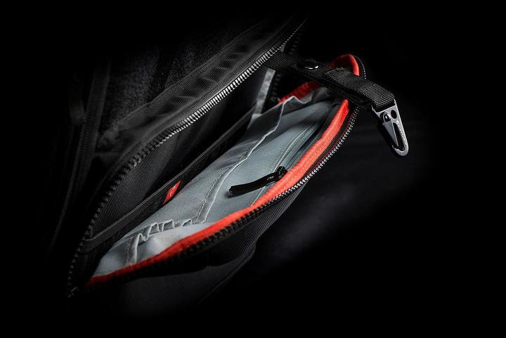 Actual product image Caturix Cumbattant (38 l)