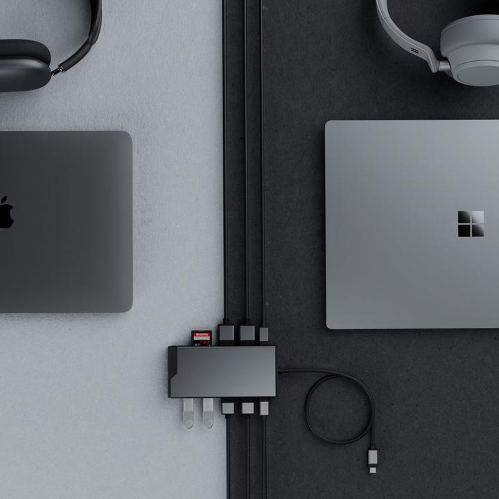 Produktbild Alogic USB-C 12-IN-1 TRIPLE (USB-C, 12 Ports)