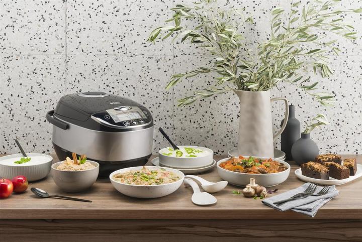 Actual product image Russell Hobbs Cook at Home