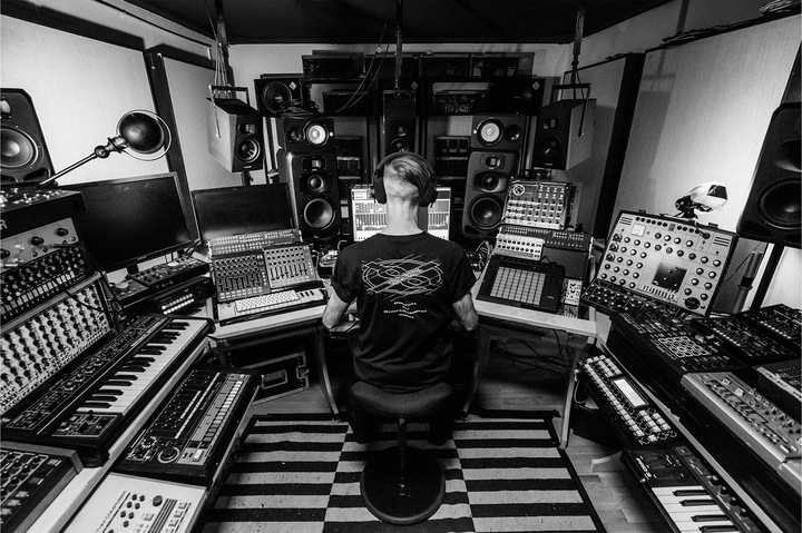 Produktbild Aiaiai TMA-2 Studio + (keine Geräuschunterdrückung, 80 h, Kabelgebunden)