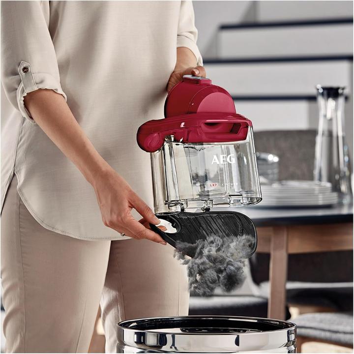 Immagine prodotto AEG LX7-2-CR-A Aspirapolvere a secco senza sacco