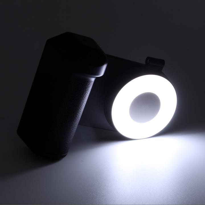 Produktbild RealPower Selfie Mag Free,Selfieholder,6.000mAh,Selfie Light