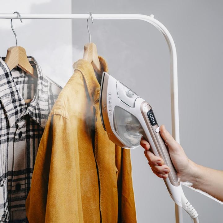Image du produit Adler Parownica do ubrań & żelazko 2 w 1 (1400 W, 25 g/min)