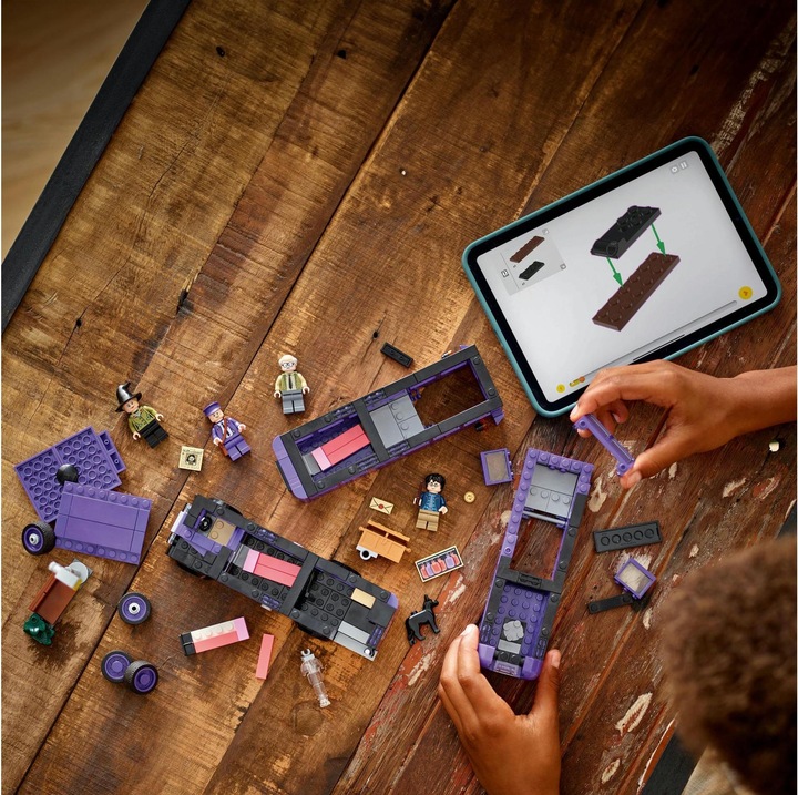 Actual product image LEGO Abenteuer mit dem Fahrenden Ritter (76446, LEGO Harry Potter)