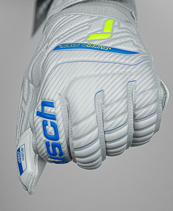 Actual product image Reusch Attrakt Grip Finger Support (8.5)