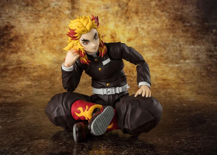 Produktbild Bandai Demon Slayer: Kimetsu no Yaiba S.H.Figuarts Actionfigur Kyojuro Rengoku 15 cm