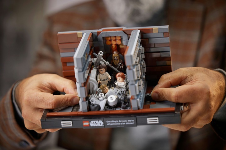 Actual product image LEGO Death Star trash compactor - diorama (75339, LEGO Star Wars)