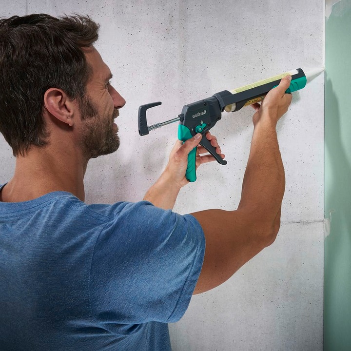 Actual product image wolfcraft MG 400 ERGO Caulking Gun
