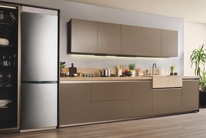 Actual product image Candy CNCQ4T620CX (409 l)