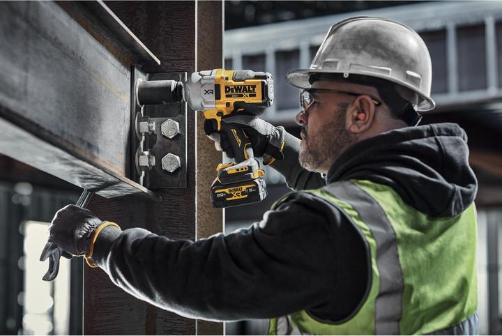 Actual product image DeWalt Akku-Schlagschrauber DCF961NT-XJ (Rechargeable battery operated)